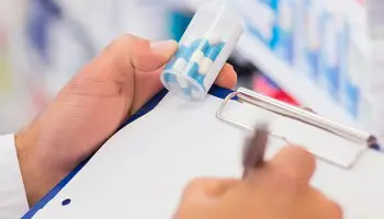 Pruebas libres de Técnico de Farmacia en la Junta de Andalucía
