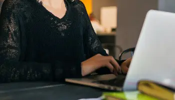 Buscador de oposiciones de auxiliar administrativo