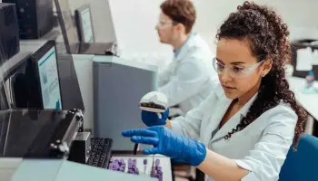 Ciclo superior Laboratorio Clínico y Biomédico