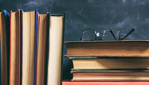Convocatoria de Oposiciones Lengua y Literatura en Andalucía