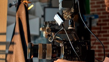 Estudiar dirección de cine desde casa: conviértete en director