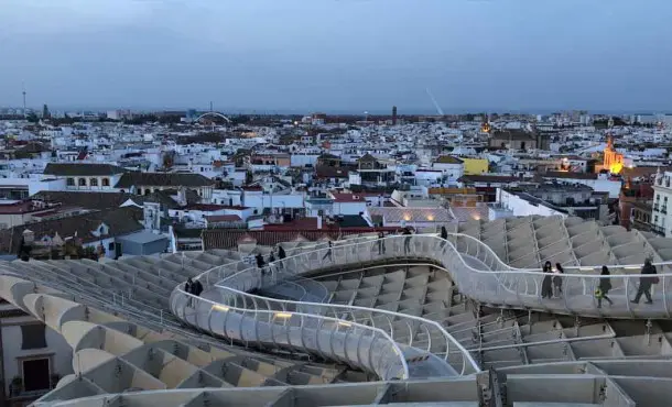FP a distancia en Sevilla: todo sobre esta modalidad