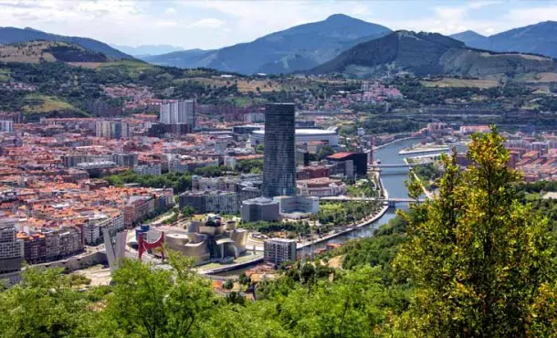 Integración social Bilbao: cómo elegir la mejor formación