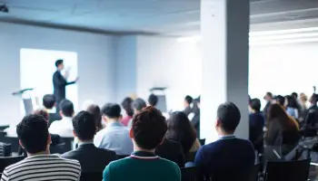 Máster FP: ¿en qué consisten estos cursos de especialización?