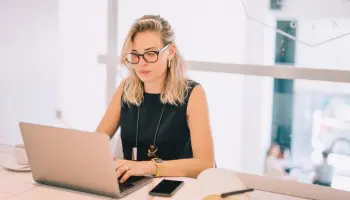 Oposiciones online Auxiliar Administrativo: tus opos a distancia
