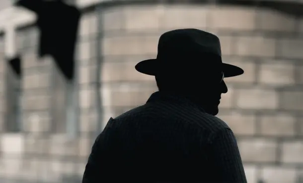 ¿Qué estudiar para ser detective? La respuesta aquí