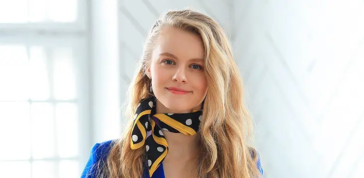 cuáles son los requisitos para ser azafata de imagen