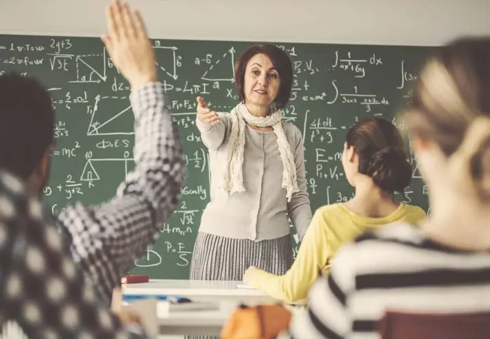 requisitos para ser profesor de secundaria, Requisitos para ser profesor de secundaria