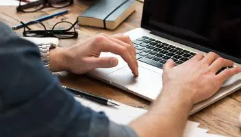 Convocatoria de auxiliar administrativo en Esplugues de Llobregat