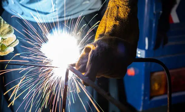 Precio curso soldadura: cómo formarte y por cuánto