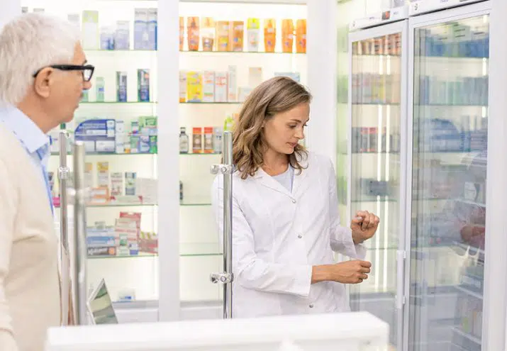 Precio de un curso auxiliar farmacia