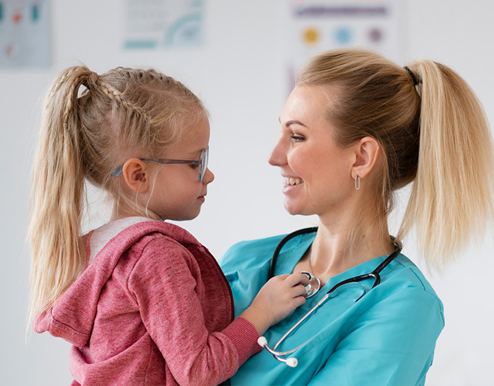 Curso de Auxiliar de Pediatría 