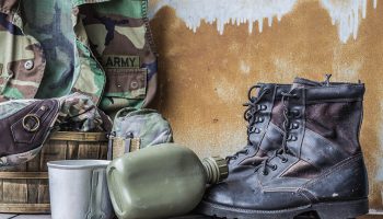 ¿Por qué las pruebas físicas son distintas para hombres y mujeres para entrar en el ejército?