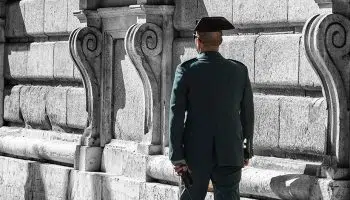 ¿Cuáles son los rangos de la Guardia Civil?