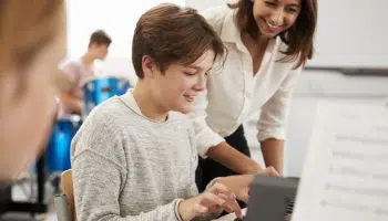 Requisitos de un profesor de música de primaria
