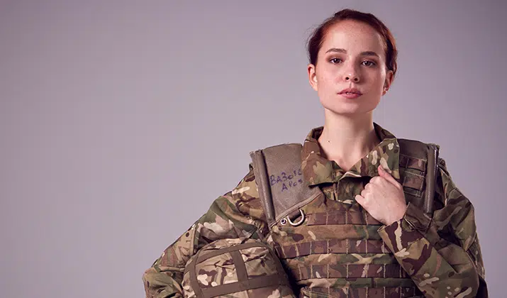 pruebas-fisicas-ejercito-mujer