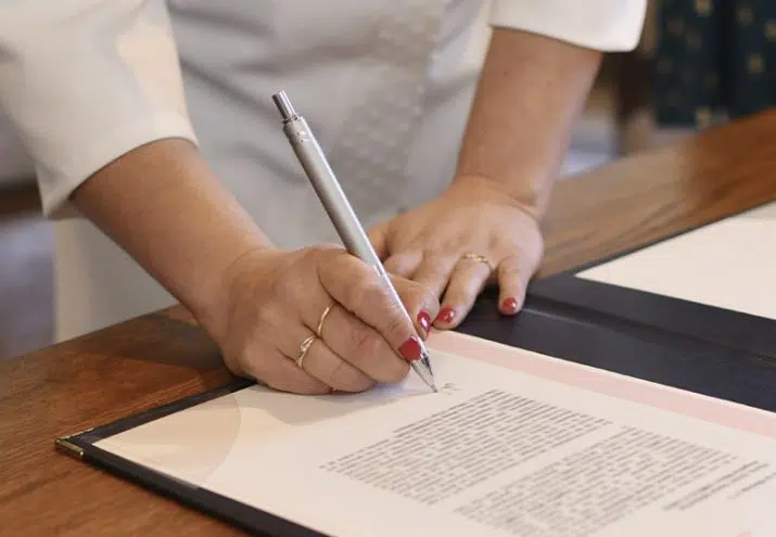 como trabajar en el registro civil