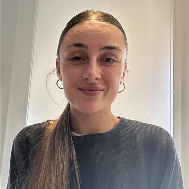 profesora pedagogía terapéutica