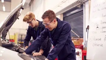 Centros de FP en Barcelona: ¿qué opciones tengo?