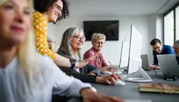 ¿Dónde puedo estudiar un Grado Superior en Integración Social en Barcelona?