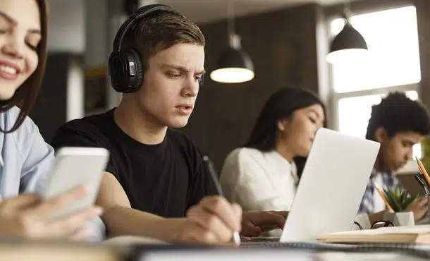 Grado medio privado: ¿merece la pena?