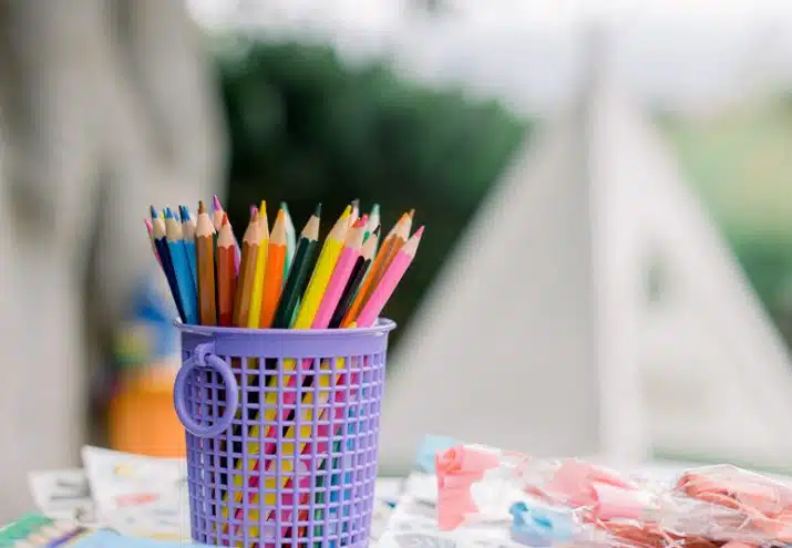 que es educación plástica