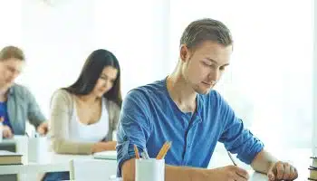 Cómo calcular la nota del test en una oposición
