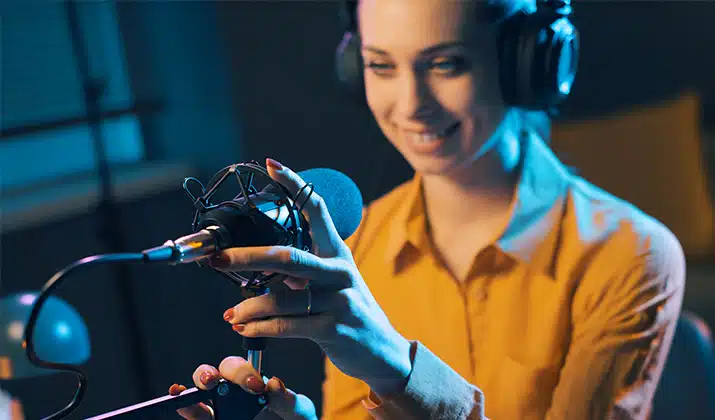 que-hay-que-estudiar-ser-locutor-radio