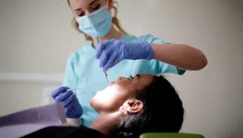 Técnicas de ayuda odontológica y estomatológica: ¡descúbrelas!