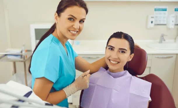 ¿Cuáles son las competencias de un higienista dental?