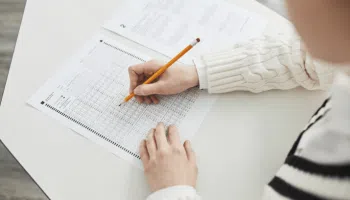 ¿Cómo presentar un recurso de alzada en las oposiciones?
