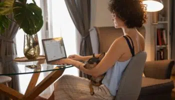 Formación presencial, semipresencial o a distancia: ¿cuál elegir?