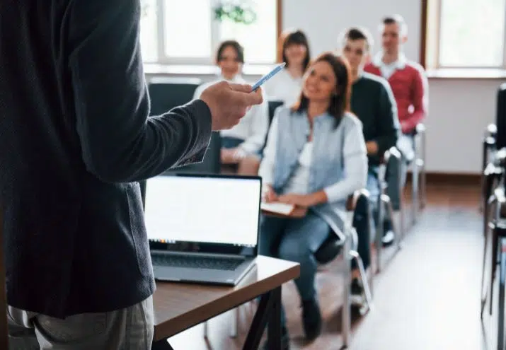 como-ser-profesor-formacion-profesional