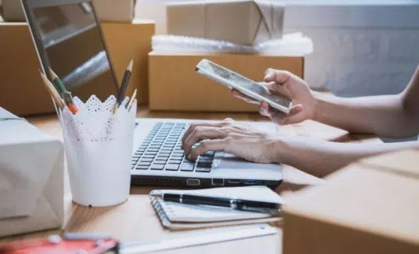 ¿Puedo trabajar en Correos sin opositar?