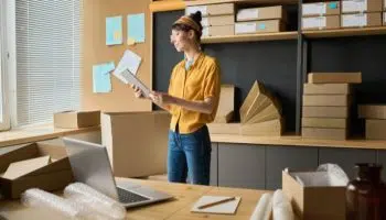 ¿Cómo trabajar como agente de clasificación en Correos?