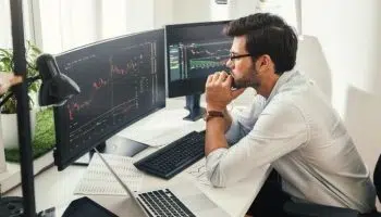 ¿Cómo conseguir empleo de analista de datos junior?