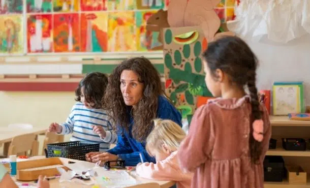 ¿Cómo hacer un currículum para trabajar en una guardería?