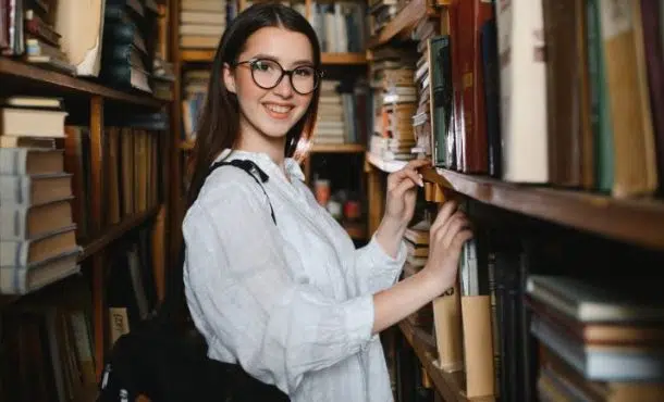¿Cómo trabajar en bibliotecas sin oposiciones?