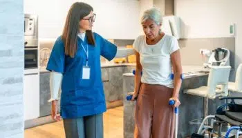 ¿Qué tiene más salidas TCAE o TAPSD?