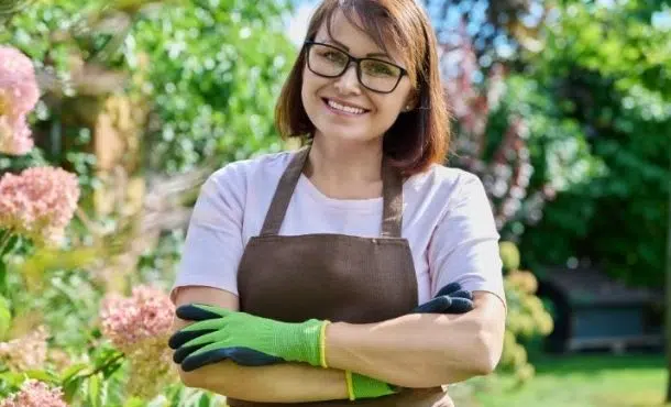 ¿Cómo cobrar los servicios de jardinería siendo freelance?
